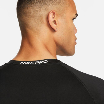 Nike Pro Dri-FIT Tight Fitness Top ''Black''