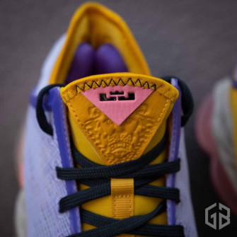 Nike Lebron 19 Low ''Missmatch''